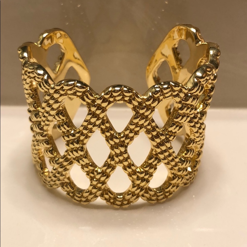 Lilly Pulitzer gold cuff bangle like new